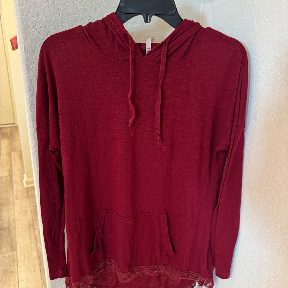 Wallflower Women's Maroon long sleeve
